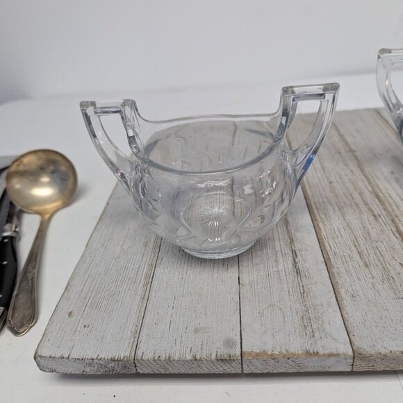 Vintage Heisey Glass Creamer & Sugar w/ Geometric Leaf & Berry Wheel Cut Pattern - Picture 5 of 13